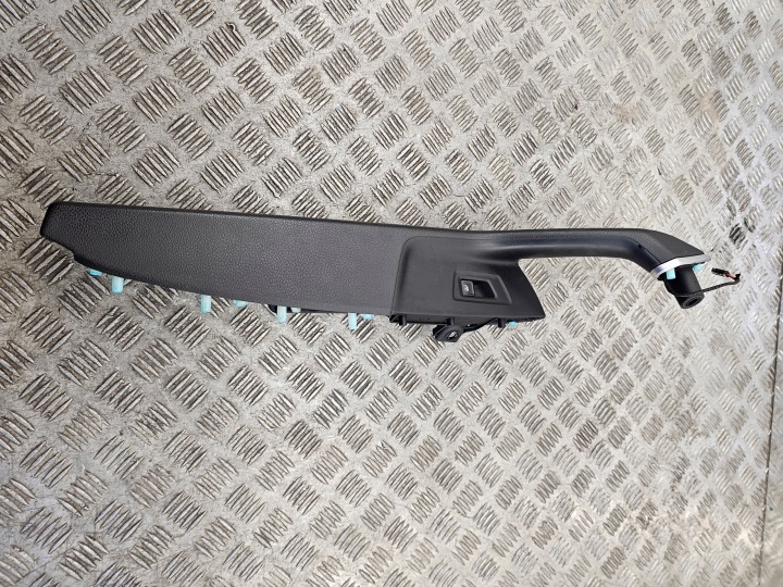 VOLKSWAGEN ARTEON PASSAT bracket REKOJESC door front right 3G1867180A