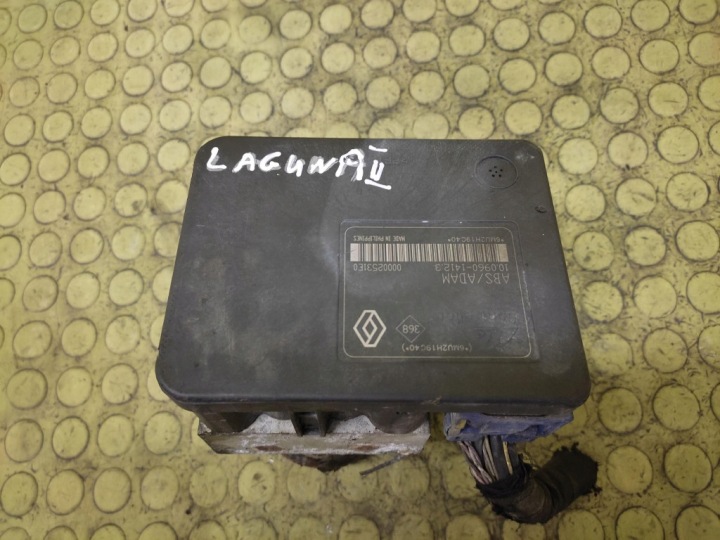 RENAULT LAGUNA II Pompe ABS 8200053422A
