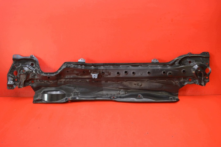 griglia gocciolatoio inferiore EU TOYOTA COROLLA E21 18-25