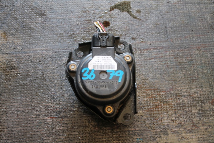 3679. Bedienteil Getriebe getriebe NISSAN QASHQAI 332516US0A