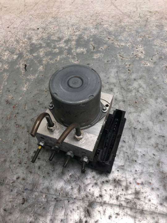 Pompe ABS MERCEDES W169 LIFT A0064314612