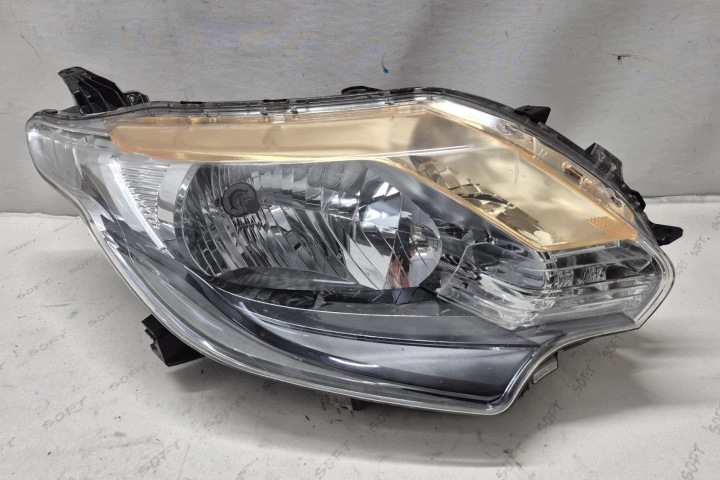 MITSUBISHI L200 15- Licht rechts vorne vorne ZWYKLA 8301C738