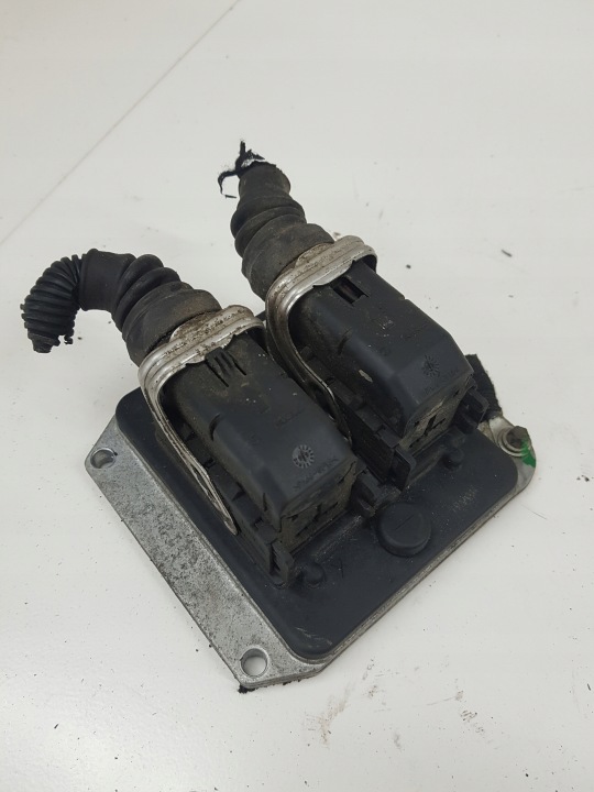 computer of the engine control unit OPEL ASTRA G 90520859