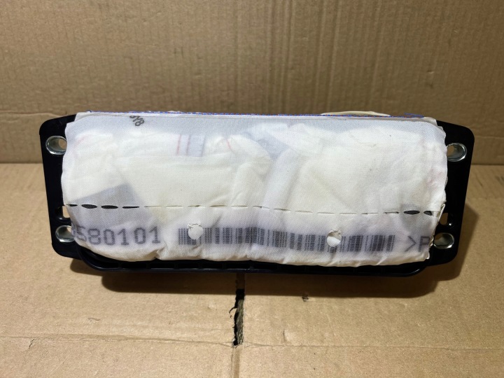 AUDI A8 D4 AIR BAG airbag POWIETRZNA passeggeri airbag 4H0880204D