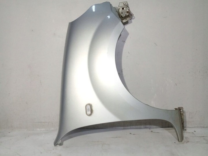 Renault Kangoo a lift blatník pravý