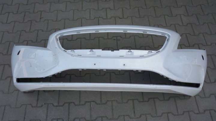 VOLVO V40 - predný nárazník predok