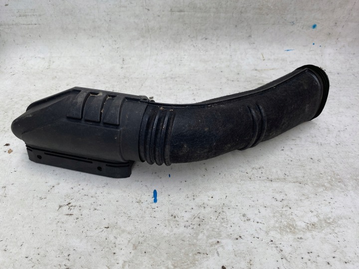 HYUNDAI KIA 1.6 CRDI pipe intake air hose 28210-F2000