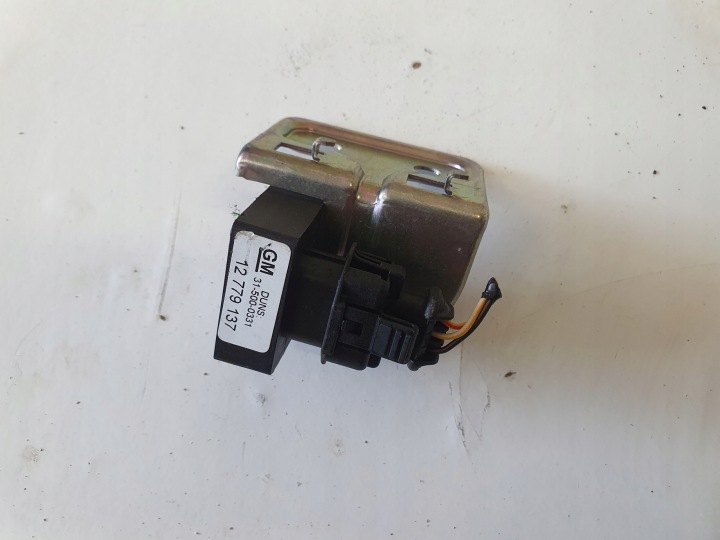 OPEL ASTRA J Sensor Achsträgers IDS heck 12779137
