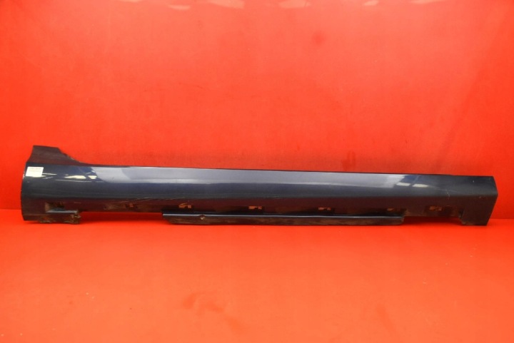 krytka prahová pravá 706-46 VOLVO V40 2 II 12-16