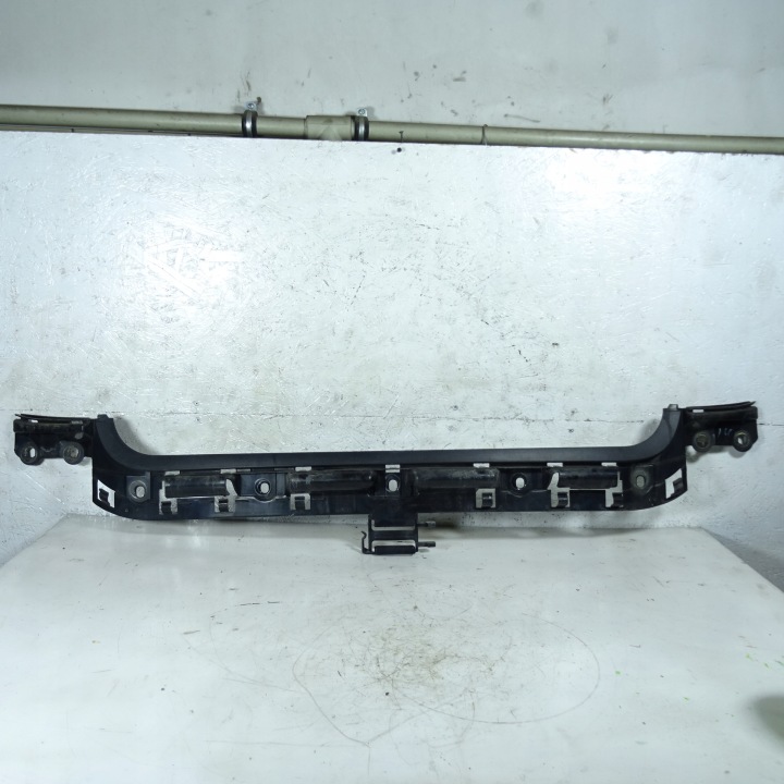 BMW SERIA 1 E87 Supporto media Paraurti posteriore 7058521