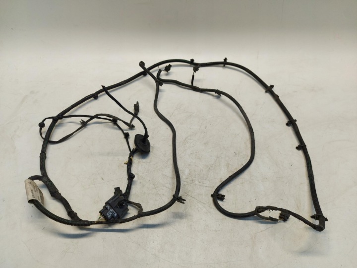 Volvo XC90 II T8 bundle wiring of a bumper rear part pdc 33493710