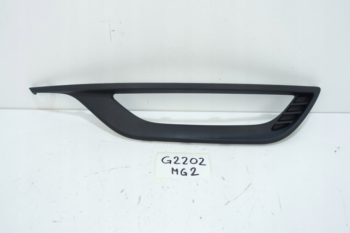 HYUNDAI I30 III FASTBACK 2017- grille grid of a bumper right rear part 86664-G4AA0