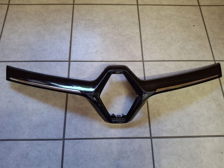 Grille Grille/masque Moulage RENAULT CAPTUR et LIFT 2017R->