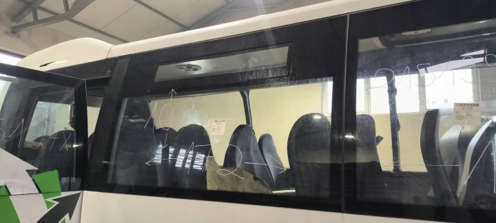 ABLAK oldalsó IVECO COMPA