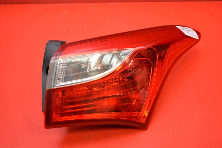 Feux phare Droit Arrière Arrière 92402-A62 HYUNDAI I30 2 II GD KOMBI LIFT 15-17