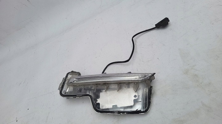 VOLVO S60 V60 II LIFT 13-18 Nebelscheinwerfer LED DRL links vorne vorne 31420395