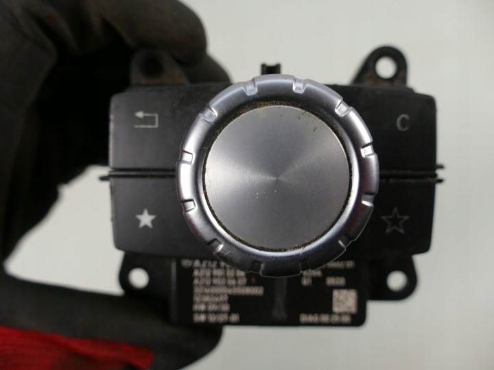 MERCEDES A207 C207 BOUTON NAVI RADIA COMAND