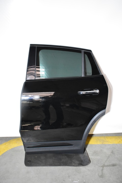 IDEALNE ajtó far hátsó bal MERCEDES GLA H247 KOL.696 1