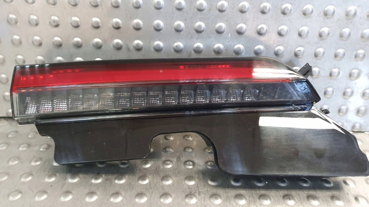 light rear part right VOLVO C40 to the bonnet 21- 32365673