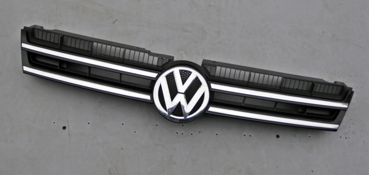 VW TOUAREG III 7P mask 7P6853651C