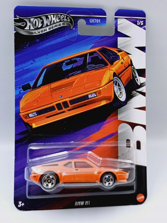 BMW M1 машинка HOT WHEELS Silver Series BMW серія 2025
