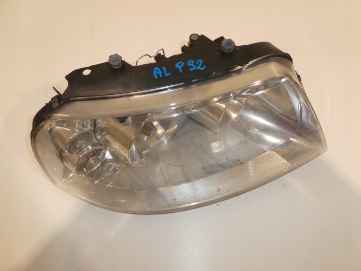 light right front VW SHARAN and LIFT