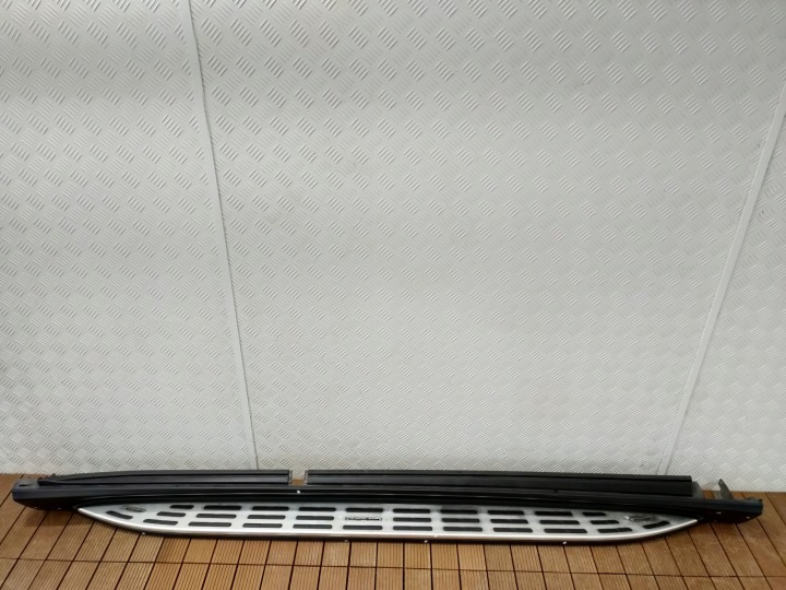 MERCEDES GLE W167 167 AMG lišta Prahová pravá nášlap krytka A1676900404