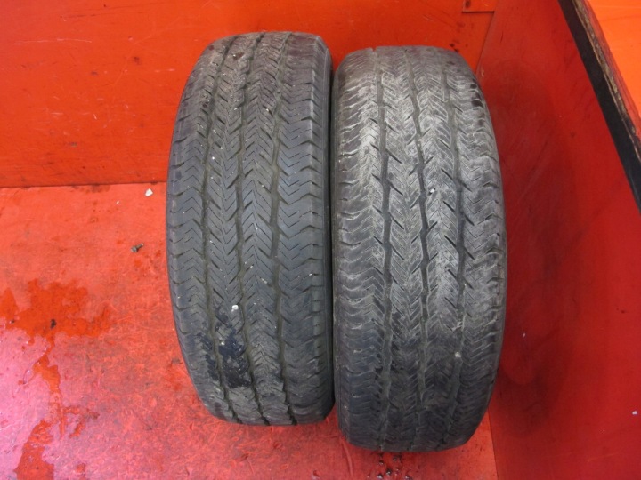 2X gomma CALOROCZNA SUNFULL ALL SEASON SF-08 215/65R16C 2019 ROK