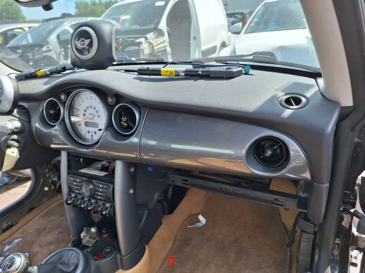 MINI ONE COOPER R50 R52 R53 LCI LIFT Armaturenbrett Konsole Airbags AIRBAG cockpit