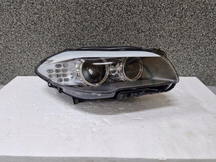 Feux phare Droit BMW 5 F10 F11 Bi-Xenon Non pivotant/fixe