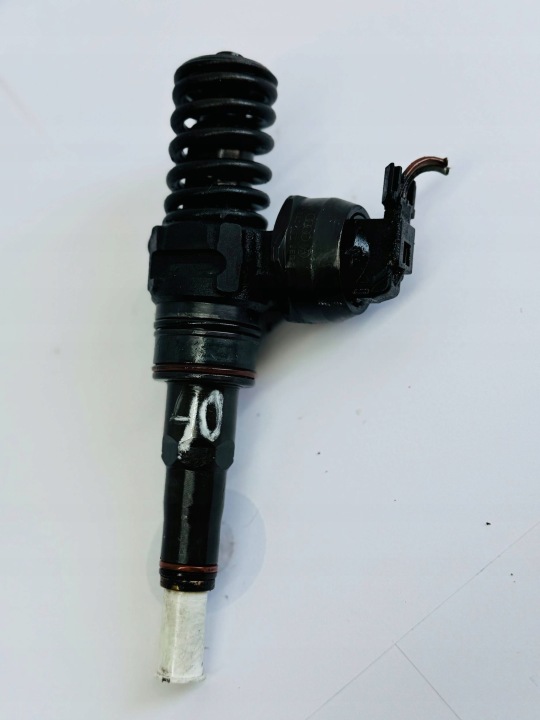 AUDI A3 8L LIFT 1.9 TDI Einspritzdüse Pumpe-Düse-Einheit Einspritzdüse 038130073AQ