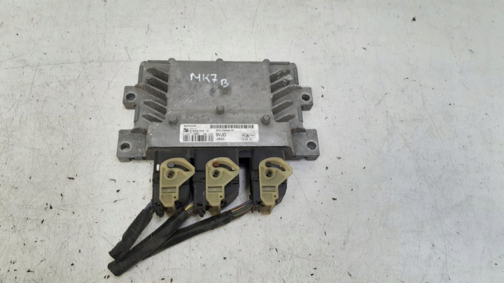 Unité de contrôle Ordinateur Moteur Ford Fiesta MK7 1,25i