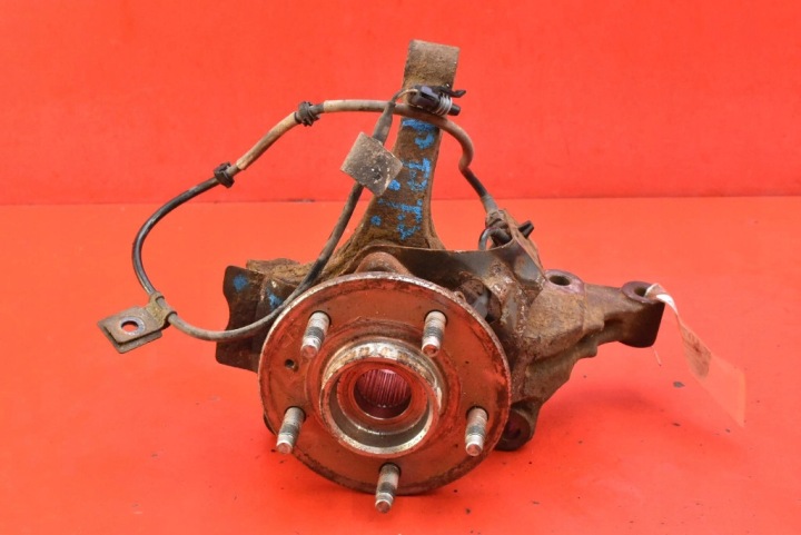 swing of the pivot right front CHEVROLET CAPTIVA 1 and 2.0 VCDI 150 KM 06-11