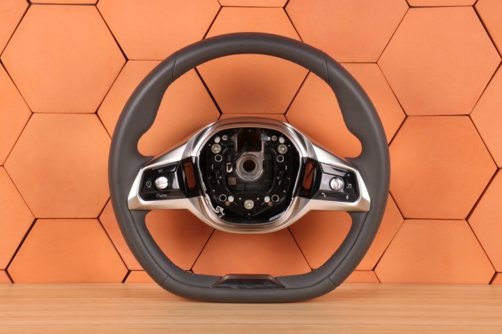 BMW 7 G70 original volant SKORZANA ATLASGRAU