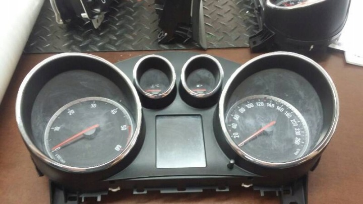 dials 13144036 OPEL ZAFIRA C 2.0 CDTI