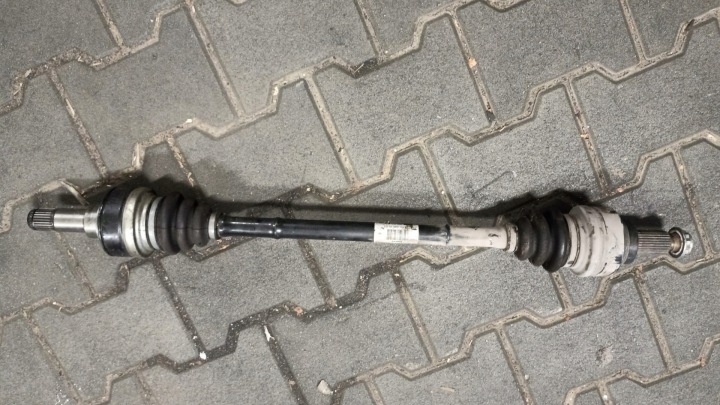 BMW F20 F30 F32 F34 F36 Antriebswelle hinten rechts 8680348