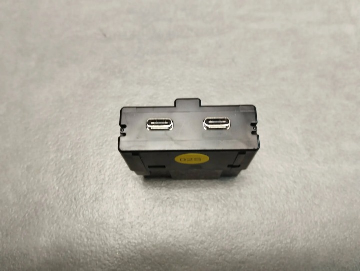 Audi Q3 F3 83A PRZETWORNIK di tensione 575035954
