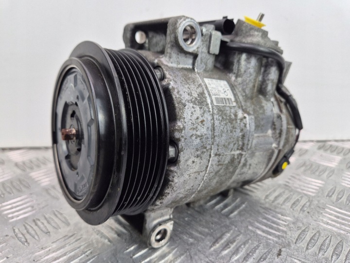 Mercedes E350 W211 compresseur de climatisation M272 A0012308111