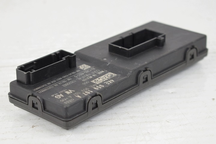 module control unit * of the rear bonnet boot PORSCHE AUDI 4KE959107A