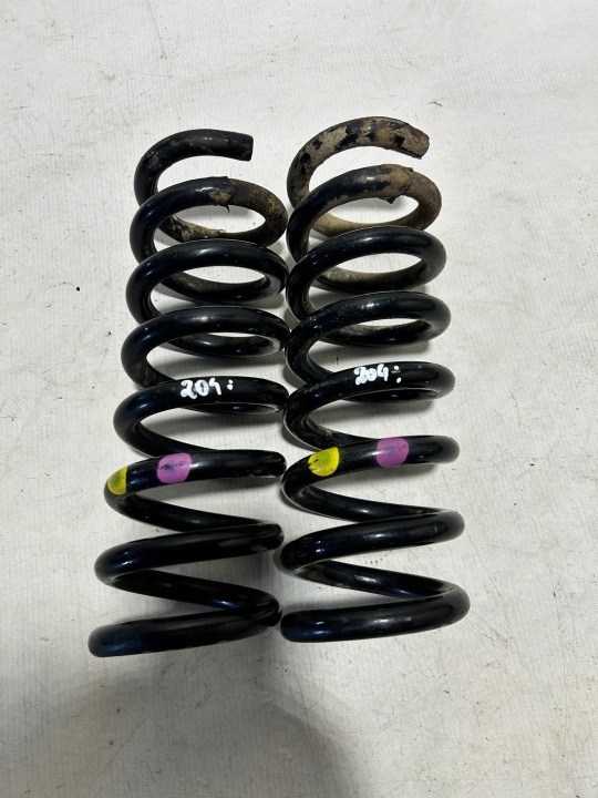 springs rear part KOMPLET MERCEDES W204 sedan LIFT