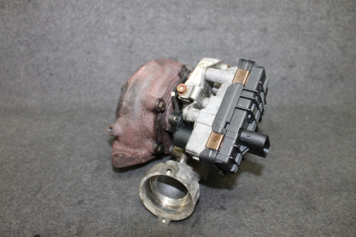 BMW F30 F10 F01 F15 N57D30B N57 3.5D 4.0D 313KM turbo - 8508091
