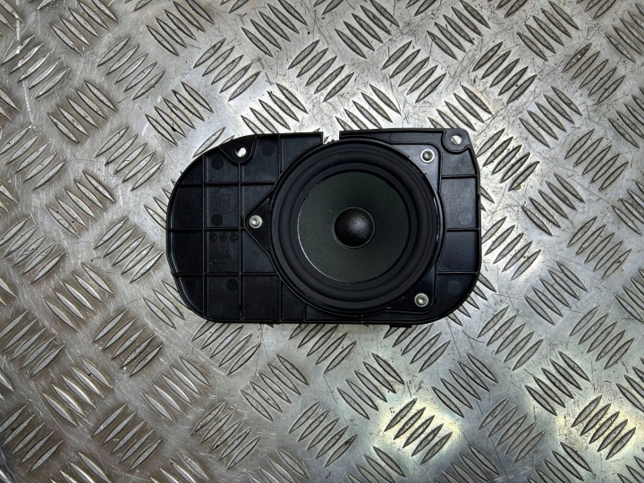 speaker of the roof right BMW 5 F10 F11 2011 9239184