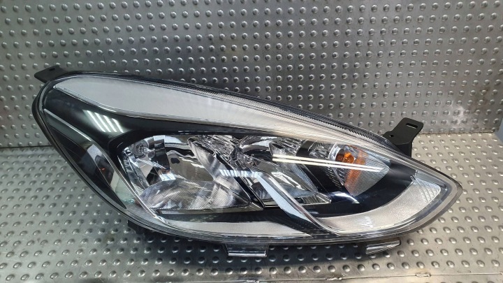 Licht vorne rechts FORD FIESTA MK8 H1BB-13W029-AE 16