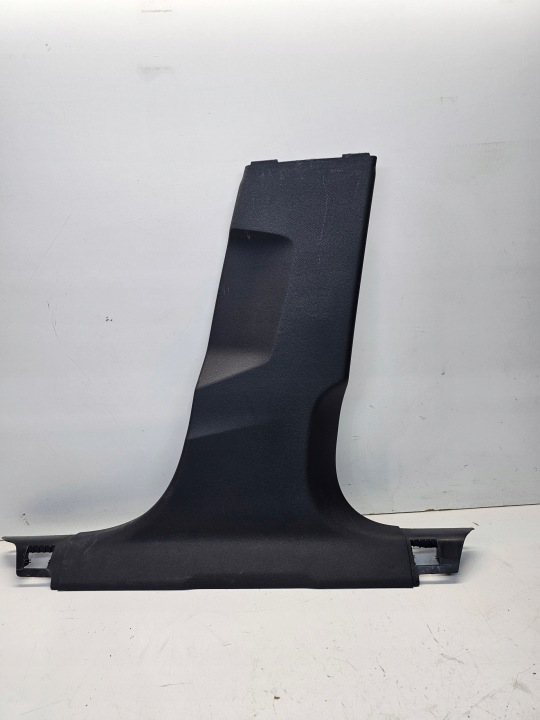 kryt POSZYCIA SLUPKA B pravá AUDI A4 B9 8W0867240