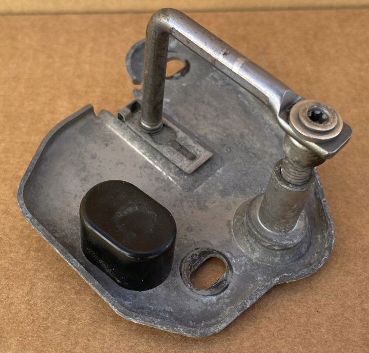 Kugelkopf RYGIEL der Kühlergrill SKODA KODIAQ 565823186 rechts Original