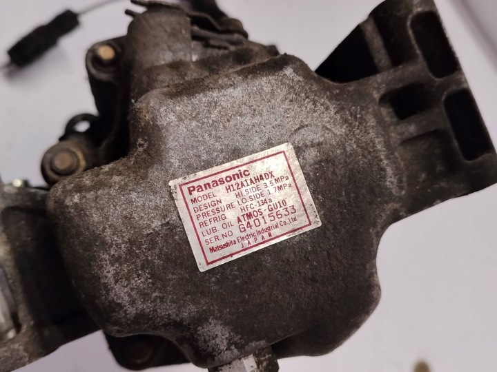 Compresseur Climatisateur air conditionné Mazda 3 BK 2.0 16V H12A1AH4DX
