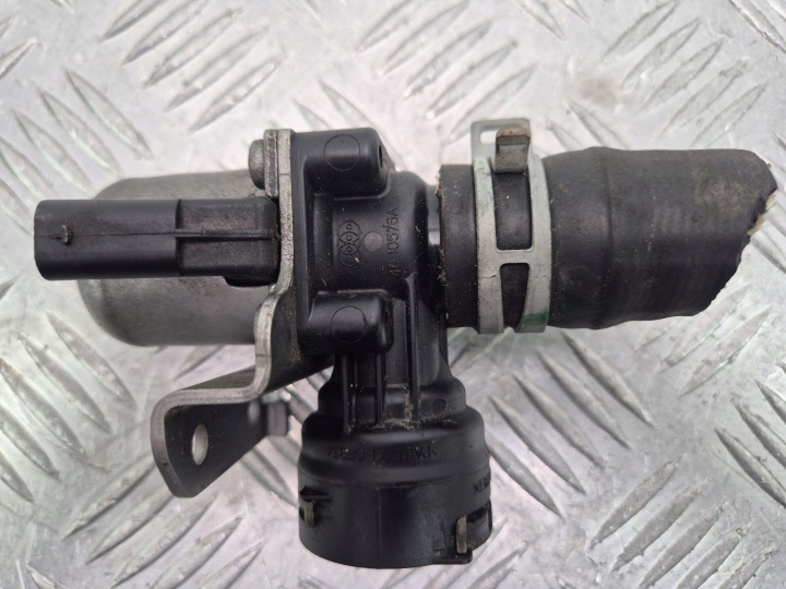 heater of gas chlodzacego Mercedes E200 CGI W212 A2712030164 M271.860