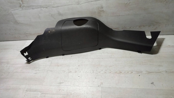 Renault Kadjar 17r 1.5dci rear part side left side cover slupka