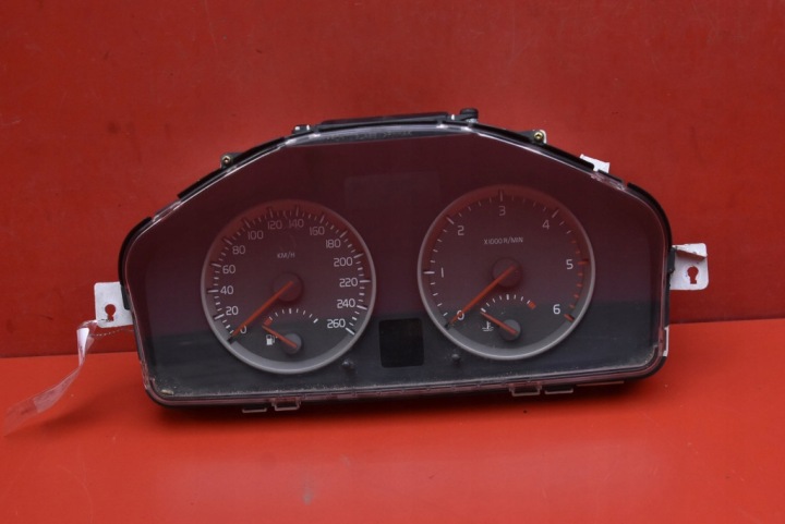dials dials EU 30710071 VOLVO V50 2.0 D 136 KM 03-11