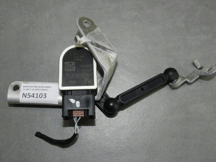 BMW M5 F90 Sensor POZIOMOWANIA Leuchten 6869137